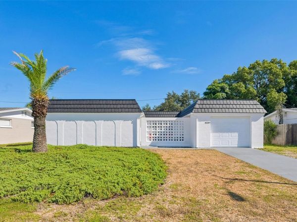 5137 MANOR DRIVE , NEW PORT RICHEY, FL 34652