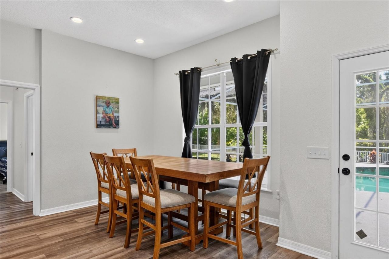 7365 Millbrook Oaks Drive , Lakeland, FL 33813 Photo