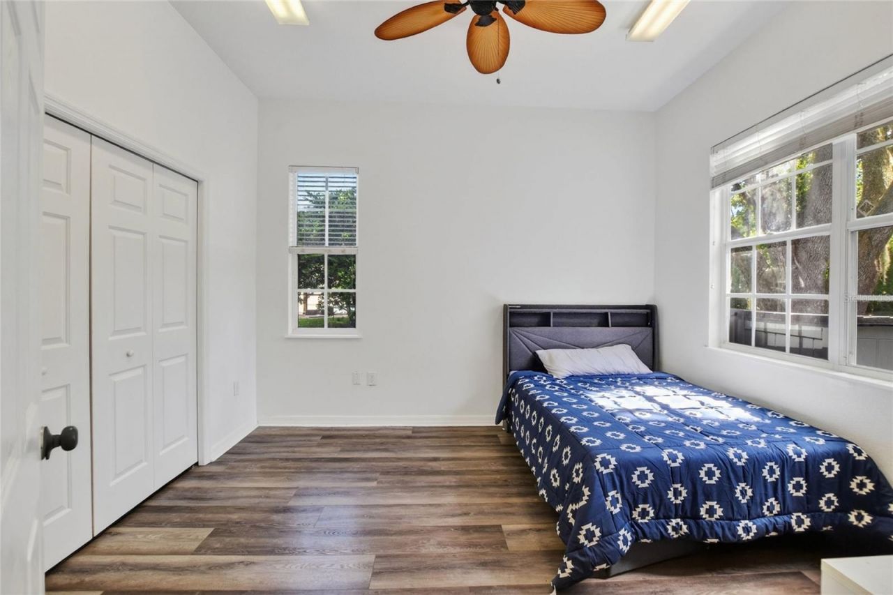 7365 Millbrook Oaks Drive , Lakeland, FL 33813 Photo