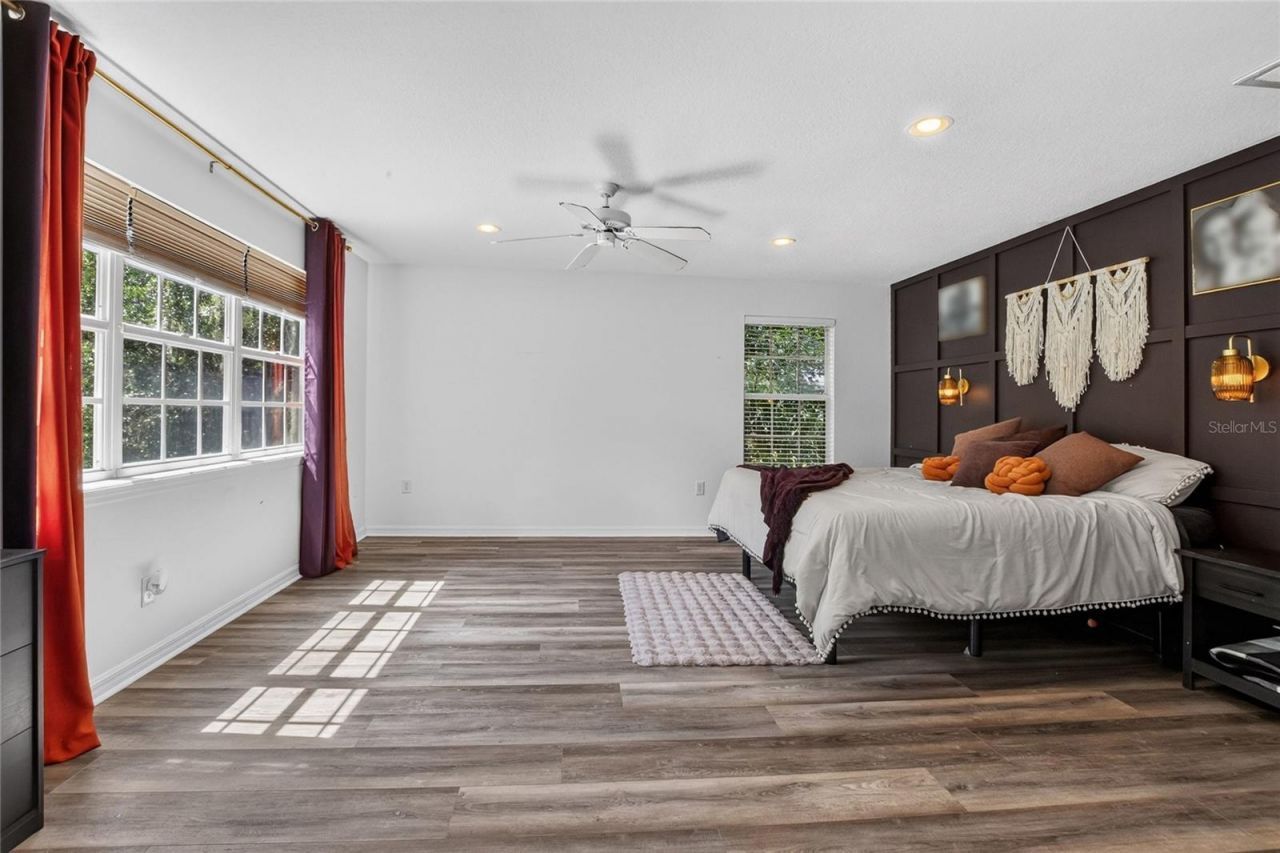 7365 Millbrook Oaks Drive , Lakeland, FL 33813 Photo