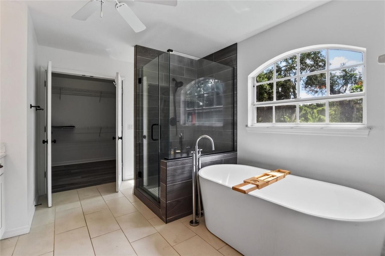 7365 Millbrook Oaks Drive , Lakeland, FL 33813 Photo