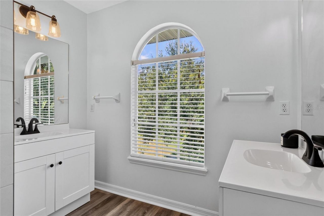 7365 Millbrook Oaks Drive , Lakeland, FL 33813 Photo