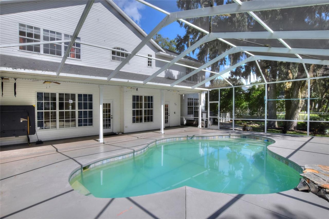 7365 Millbrook Oaks Drive , Lakeland, FL 33813 Photo