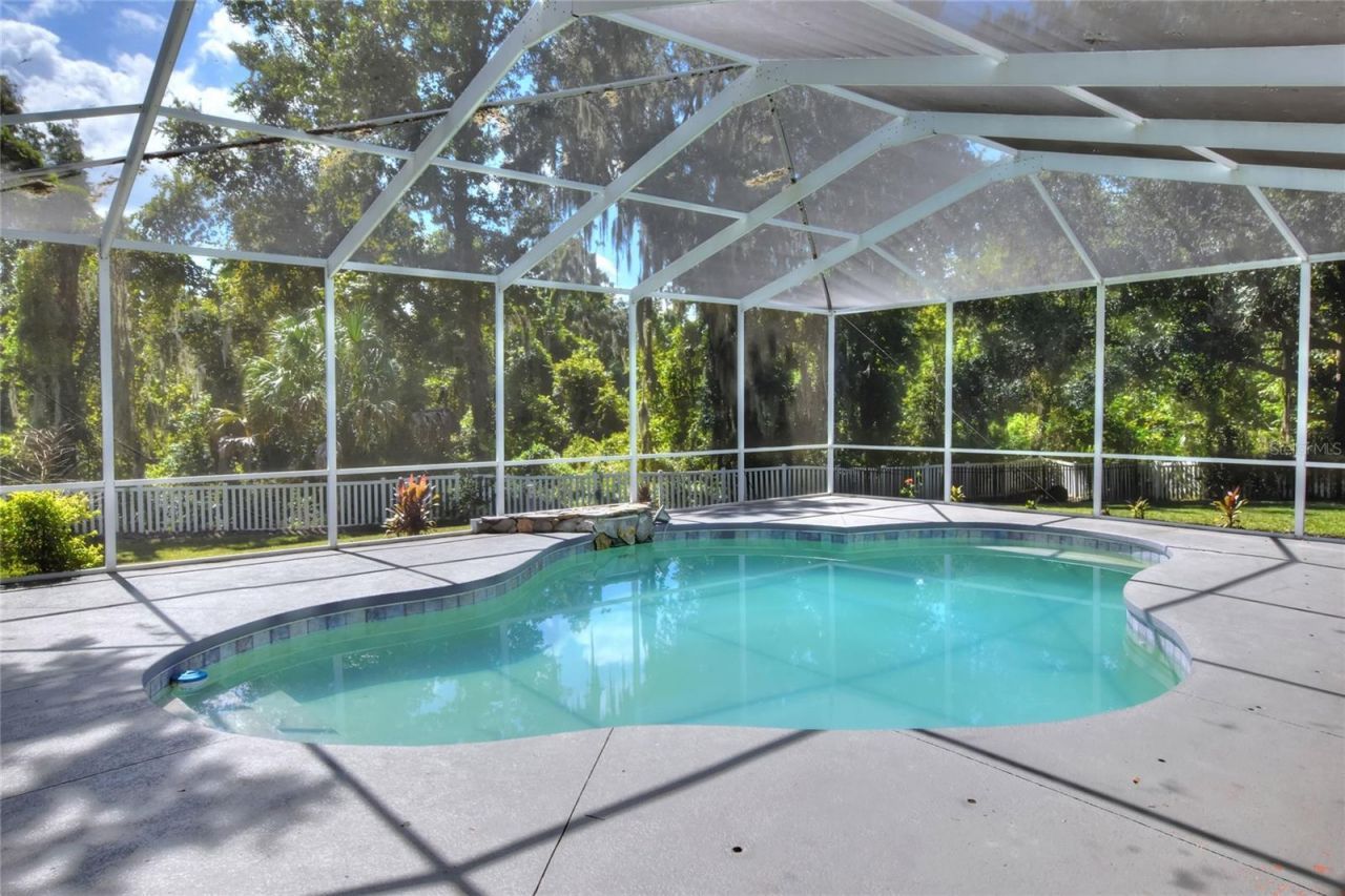 7365 Millbrook Oaks Drive , Lakeland, FL 33813 Photo