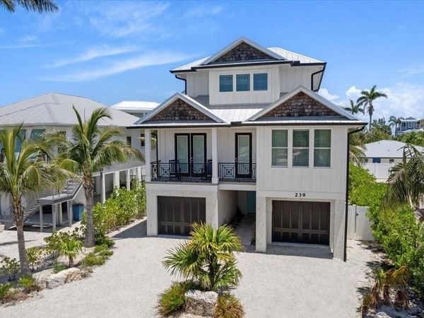 239 S HARBOR DRIVE , HOLMES BEACH, FL 34217