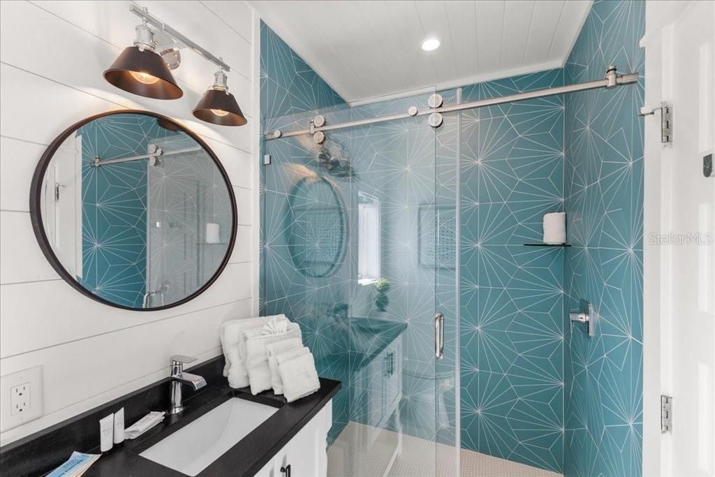 239 S Harbor Drive, Holmes Beach, FL 34217 Photo