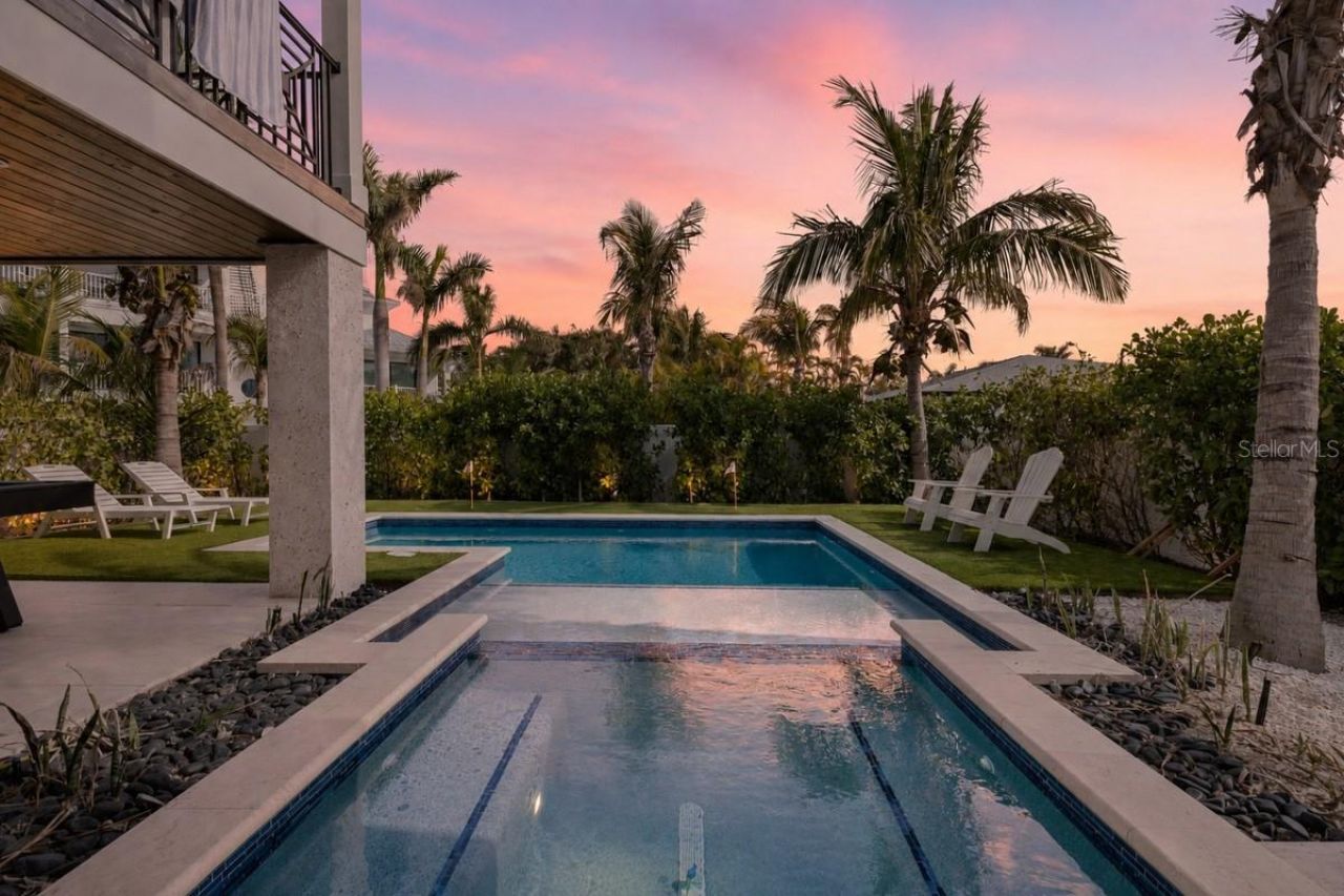 239 S Harbor Drive, Holmes Beach, FL 34217 Photo
