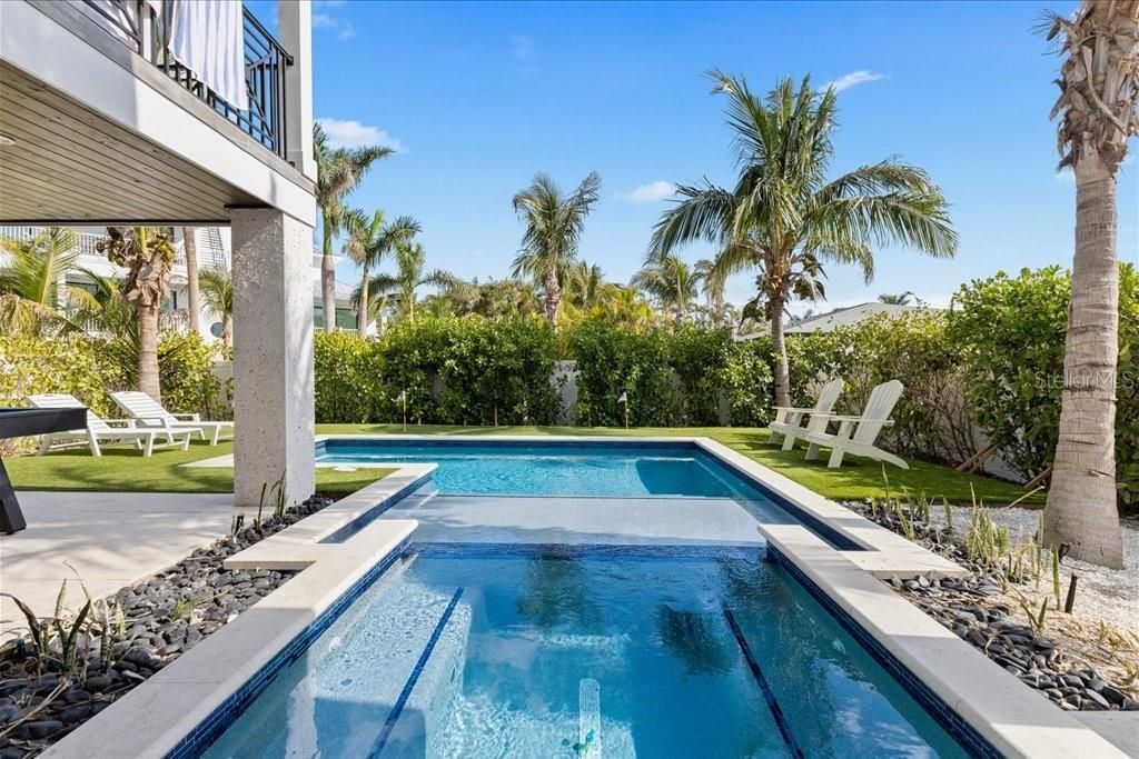 239 S Harbor Drive, Holmes Beach, FL 34217 Photo