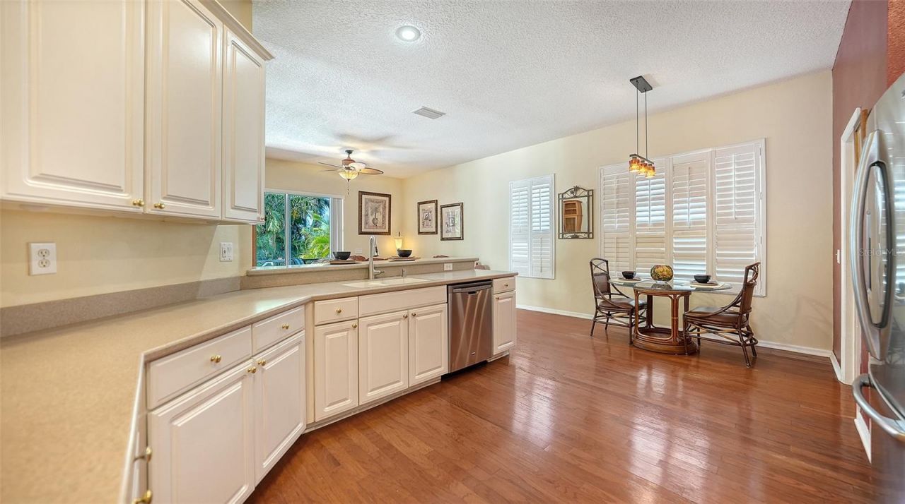 5308 52nd Avenue W, Bradenton, FL 34210 Photo