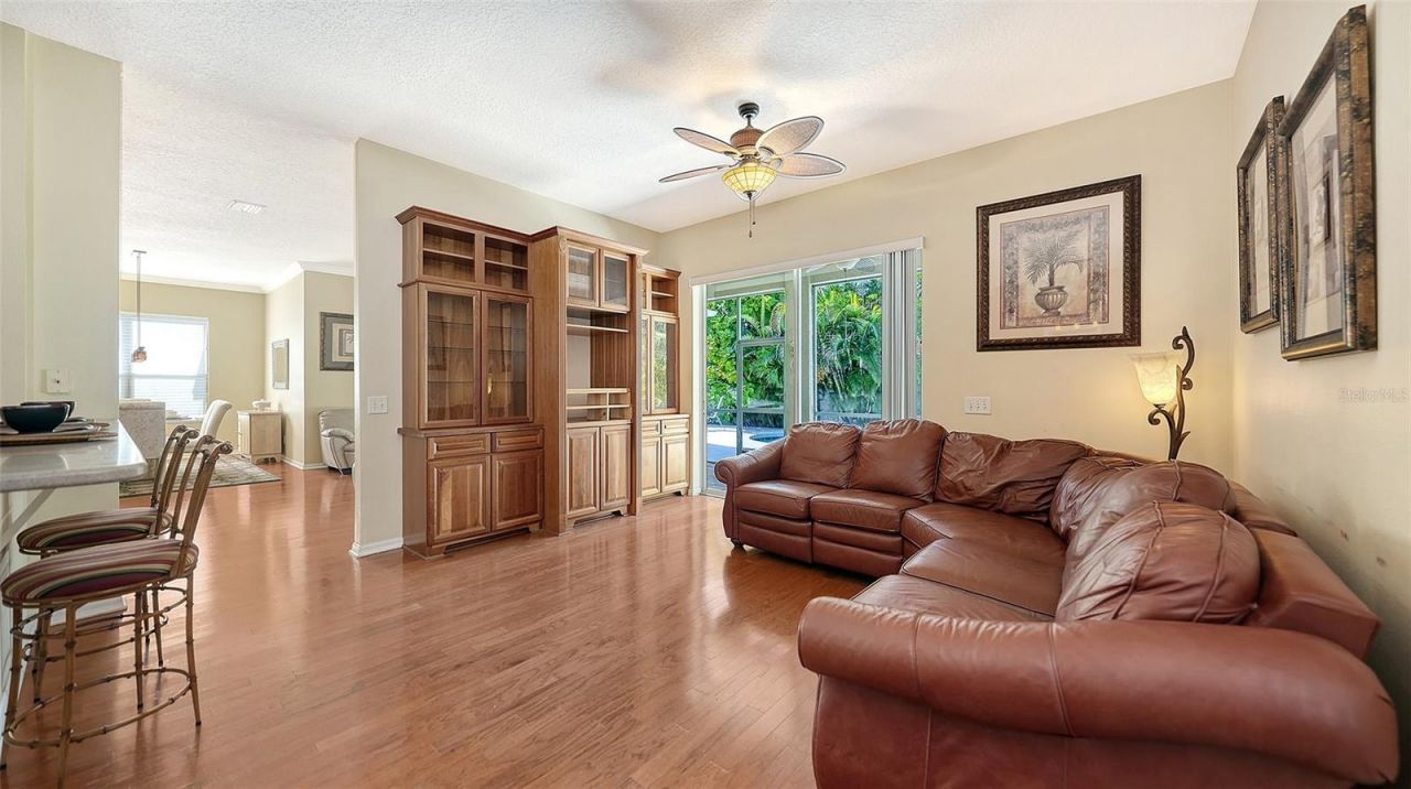 5308 52nd Avenue W, Bradenton, FL 34210 Photo