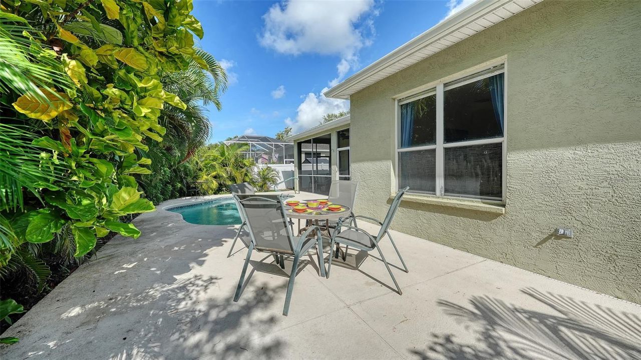 5308 52nd Avenue W, Bradenton, FL 34210 Photo