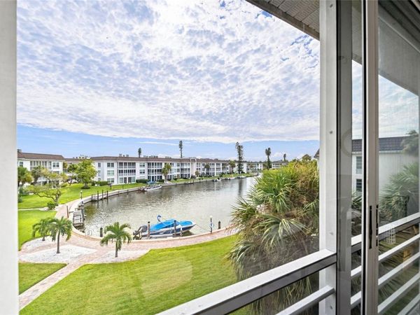 4370 CHATHAM DRIVE, Unit 304, LONGBOAT KEY, FL 34228