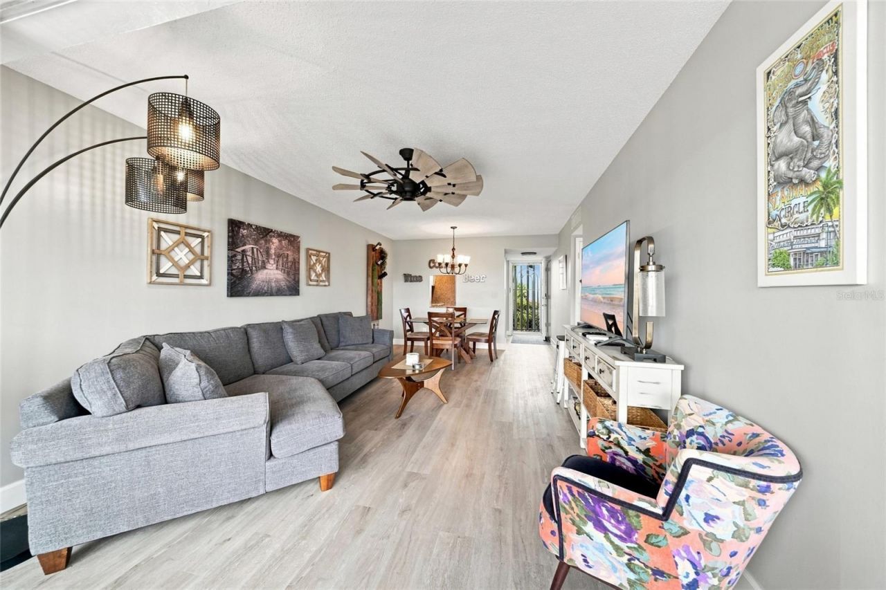 4370 Chatham Drive , Unit 304, Longboat Key, FL 34228 Photo