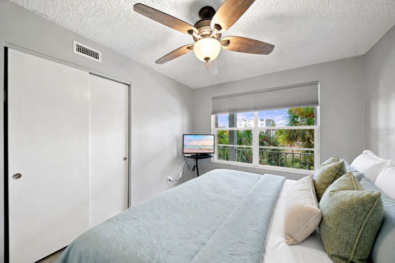 4370 Chatham Drive , Unit 304, Longboat Key, FL 34228 Photo