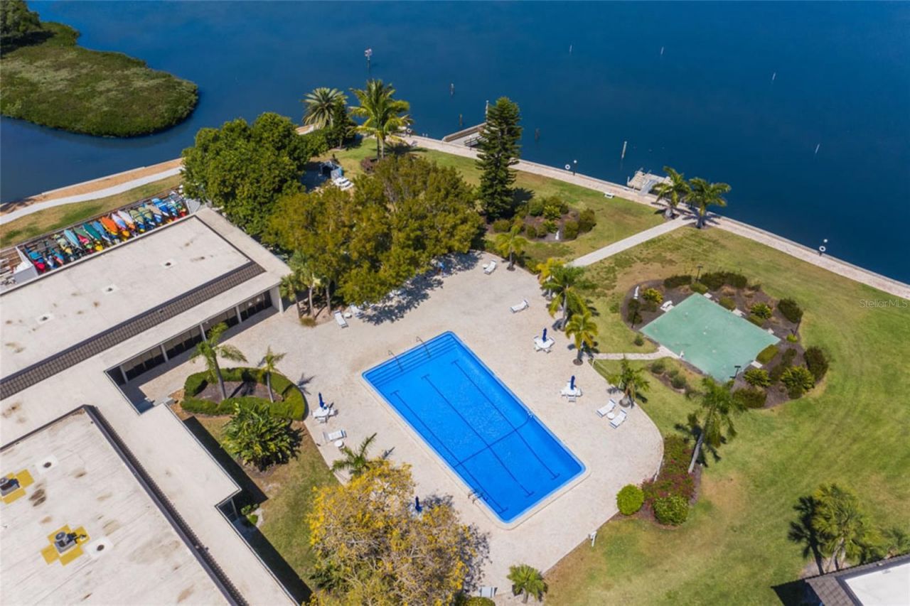 4370 Chatham Drive , Unit 304, Longboat Key, FL 34228 Photo