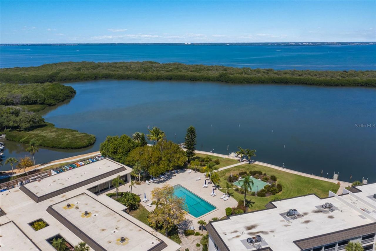 4370 Chatham Drive , Unit 304, Longboat Key, FL 34228 Photo