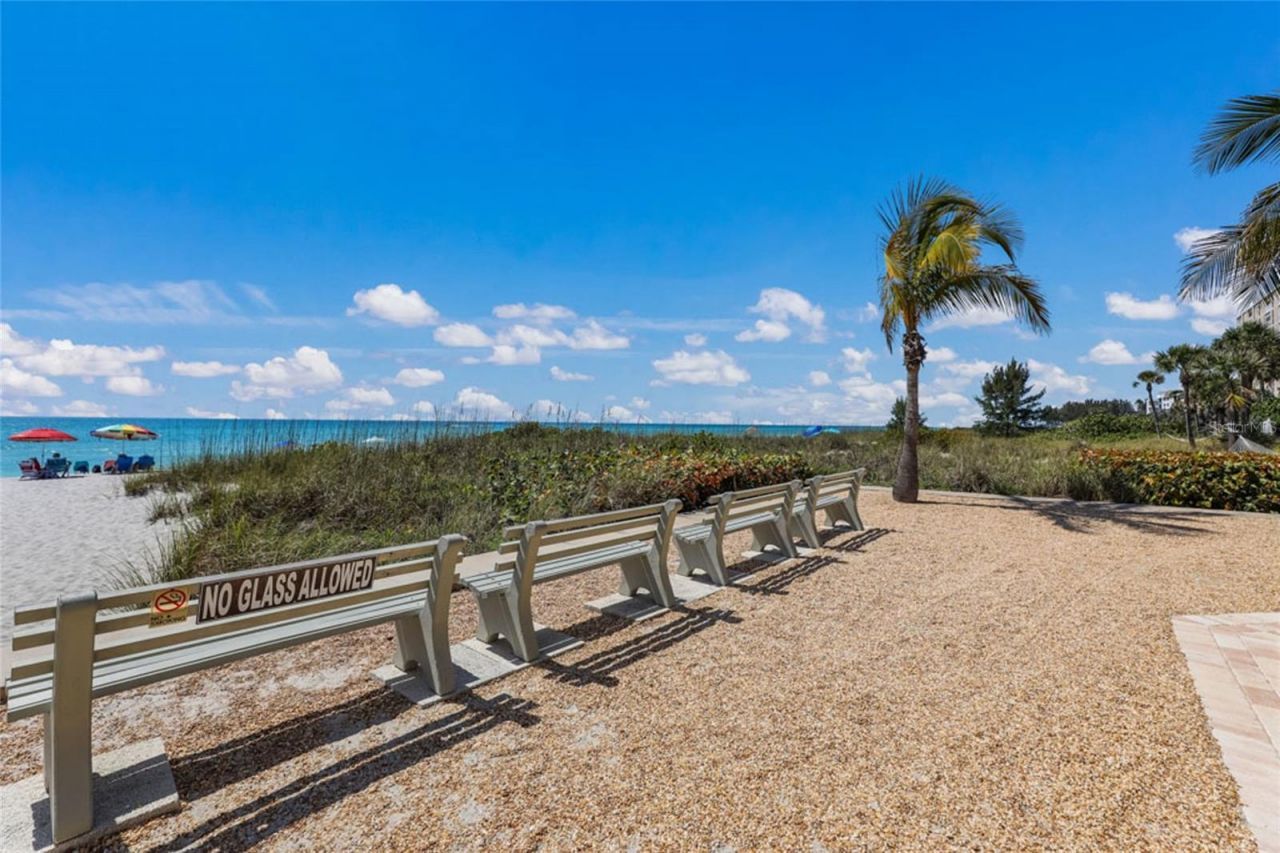 4370 Chatham Drive , Unit 304, Longboat Key, FL 34228 Photo