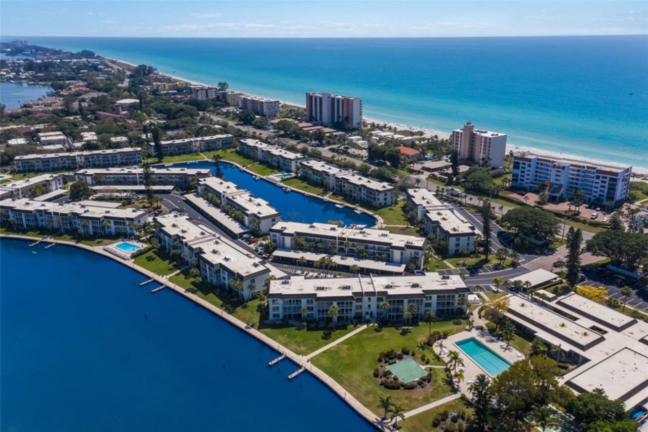 4370 Chatham Drive , Unit 304, Longboat Key, FL 34228 Photo