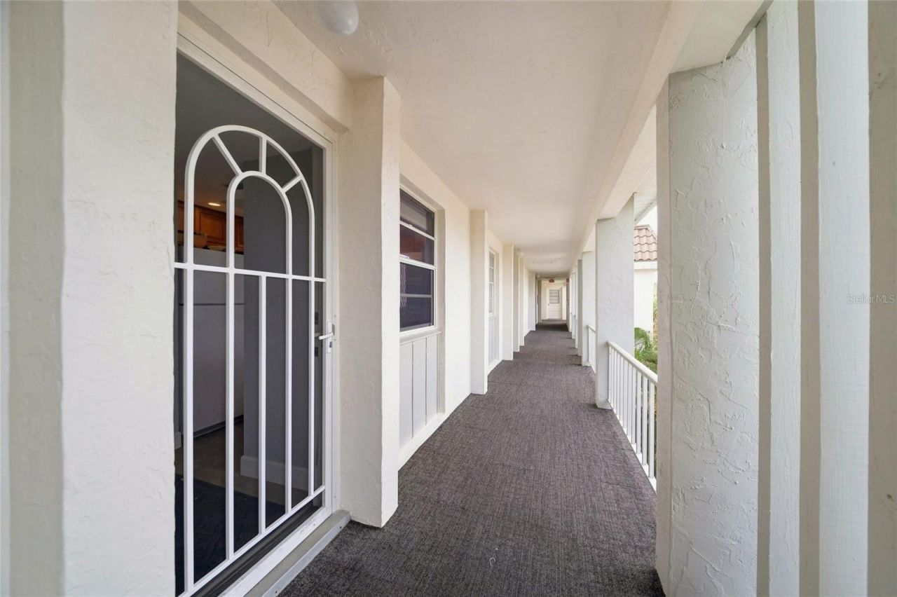 4370 Chatham Drive , Unit 304, Longboat Key, FL 34228 Photo