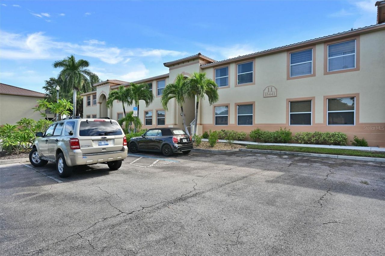 15441 Bellamar Circle , Unit 1113, Fort Myers, FL 33908 Photo