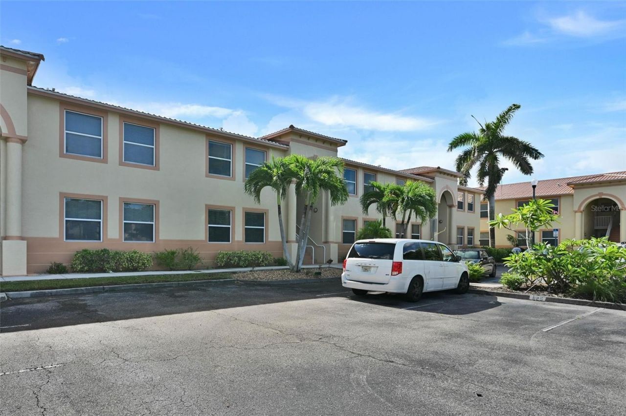 15441 Bellamar Circle , Unit 1113, Fort Myers, FL 33908 Photo