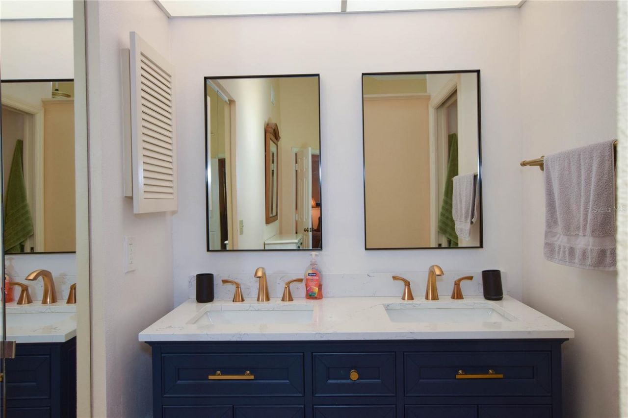 827 Harrington Lake Lane, Unit 35, Venice, FL 34293 Photo
