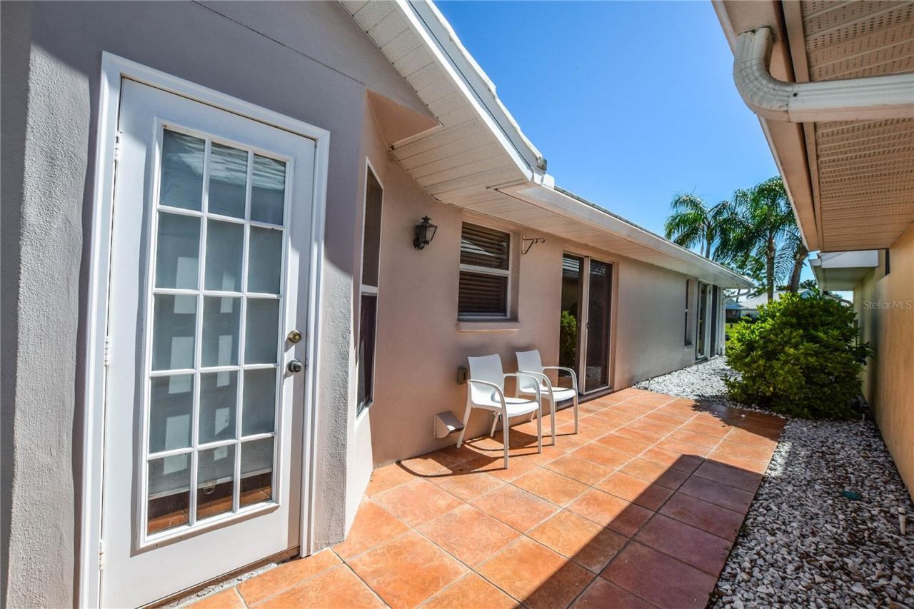 827 Harrington Lake Lane, Unit 35, Venice, FL 34293 Photo