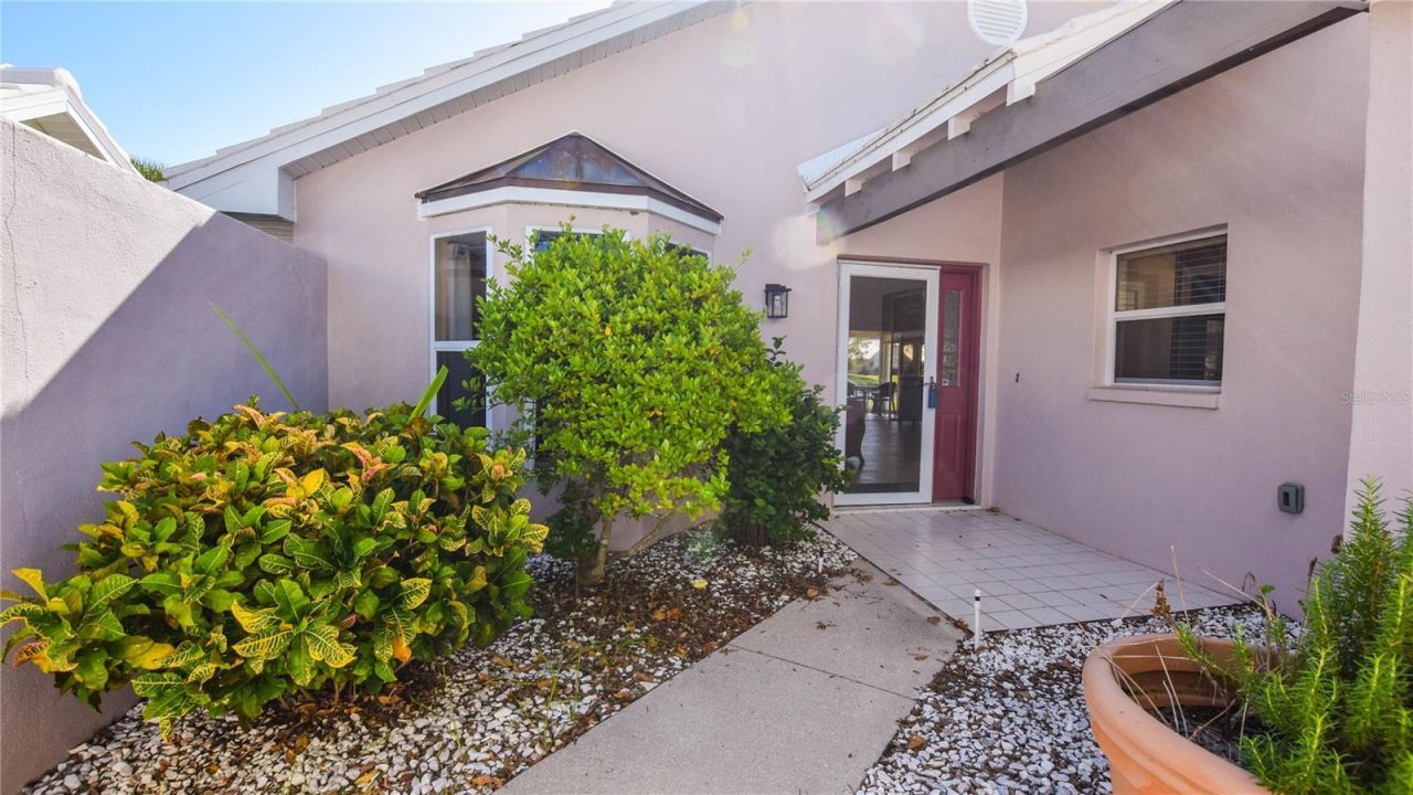 827 Harrington Lake Lane, Unit 35, Venice, FL 34293 Photo