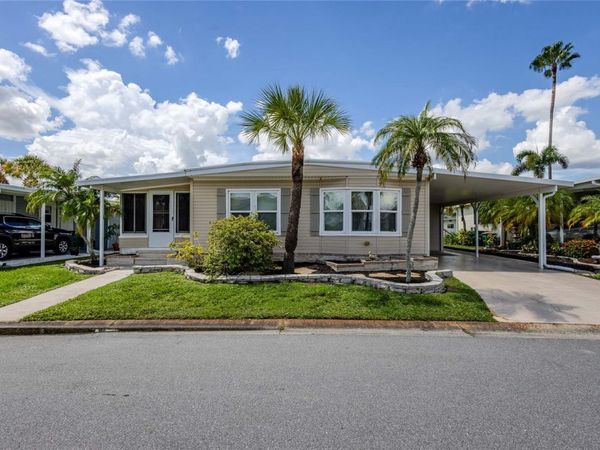 2100 KINGS HIGHWAY , Unit 305, PUNTA GORDA, FL 33980