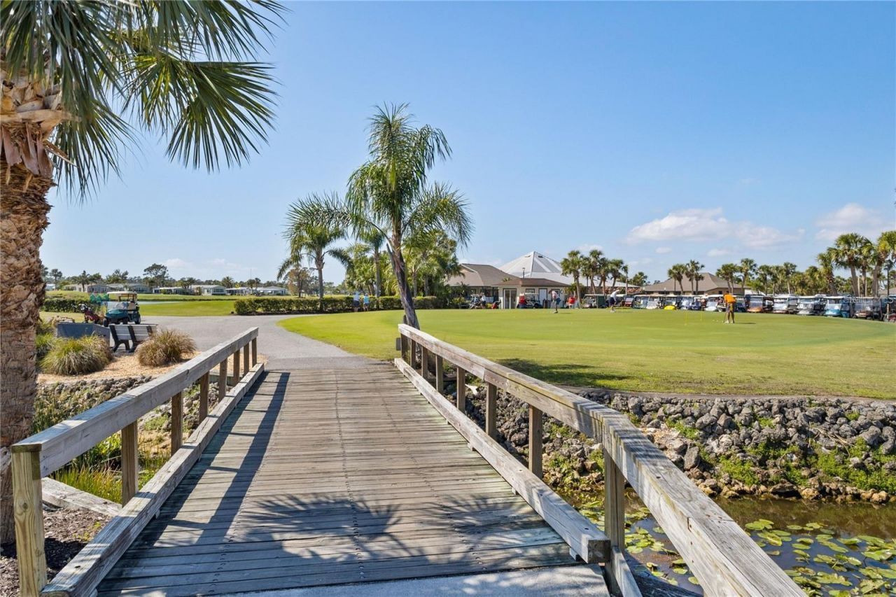 2100 Kings Highway , Unit 305, Punta Gorda, FL 33980 Photo