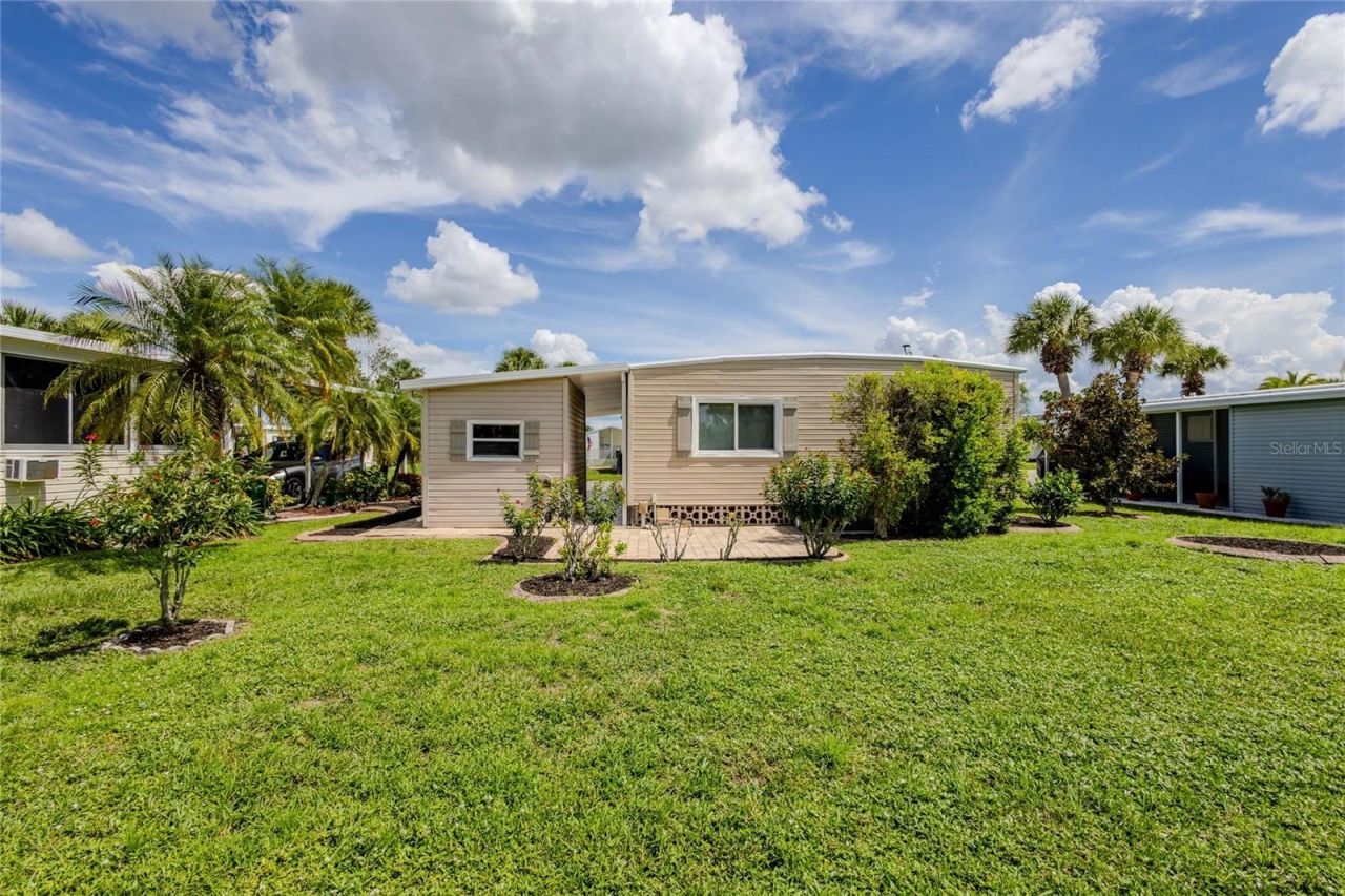 2100 Kings Highway , Unit 305, Punta Gorda, FL 33980 Photo