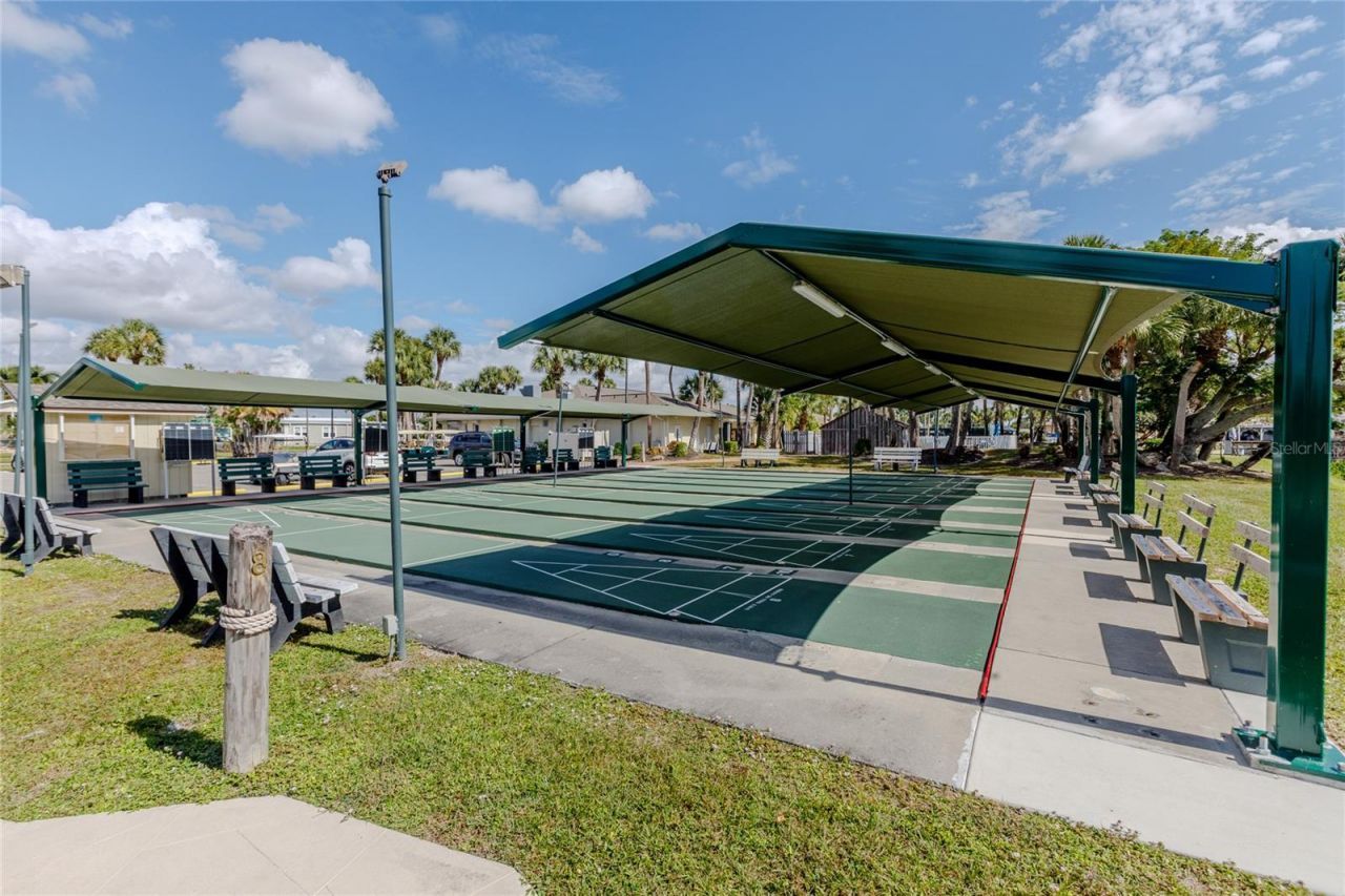2100 Kings Highway , Unit 305, Punta Gorda, FL 33980 Photo