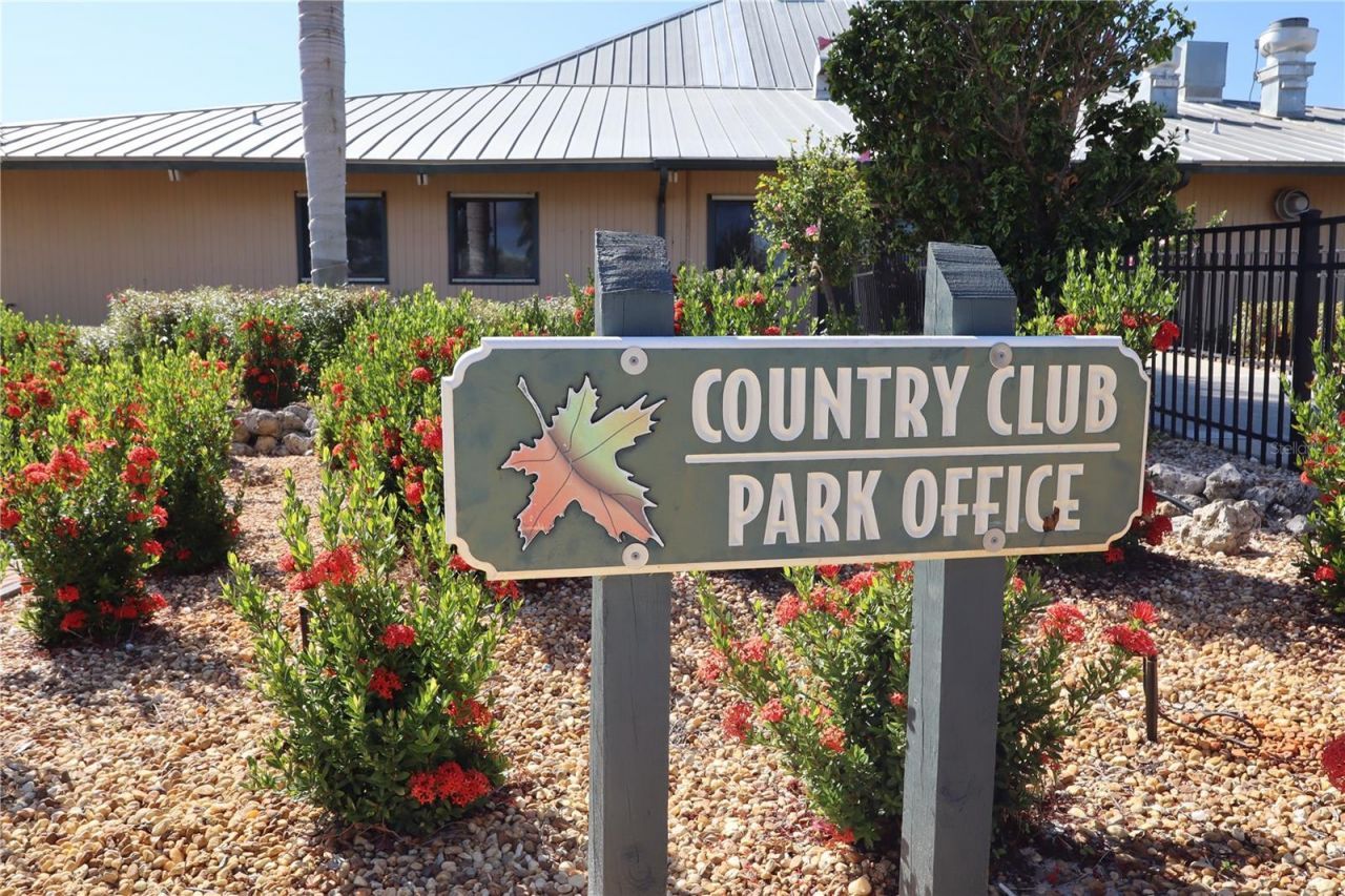 2100 Kings Highway , Unit 305, Punta Gorda, FL 33980 Photo