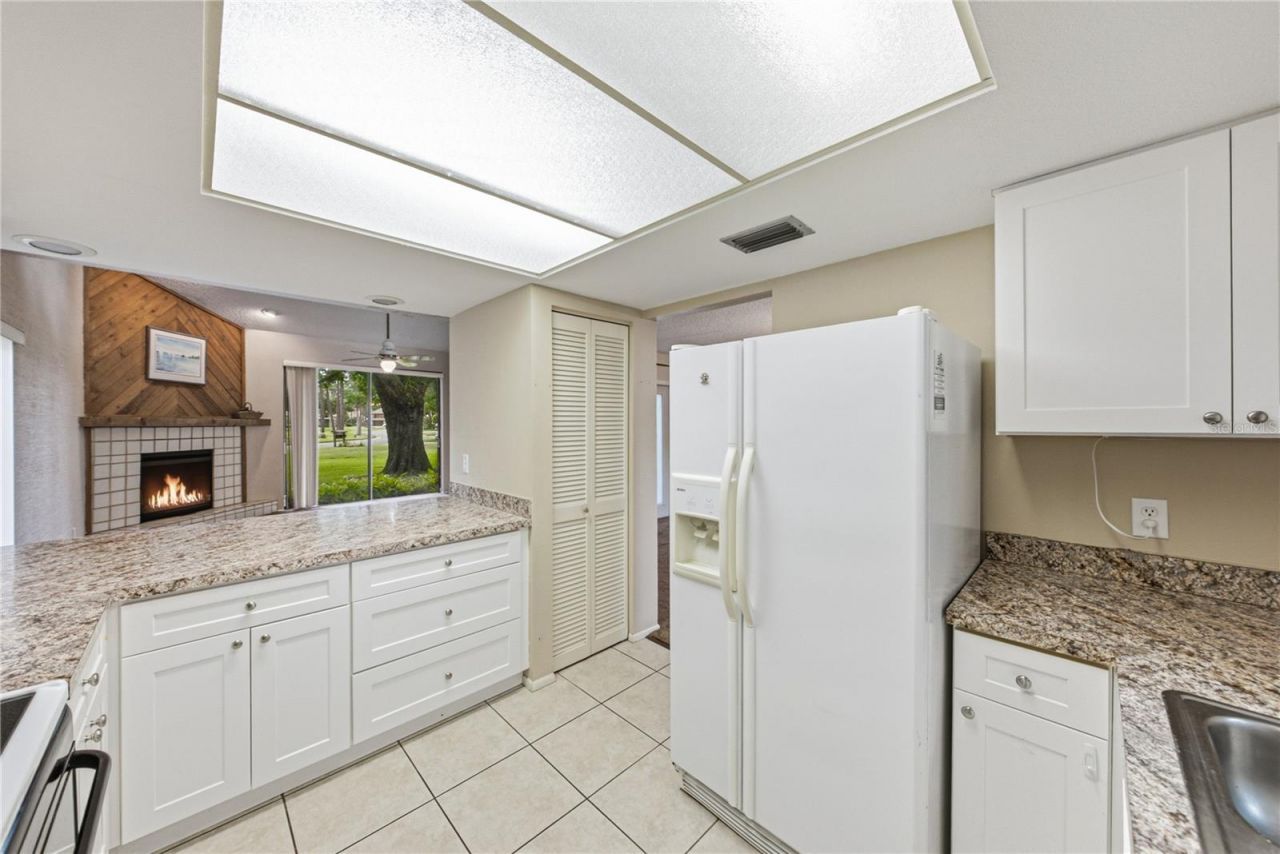 108 Capri Court N, Plant City, FL 33566 Photo