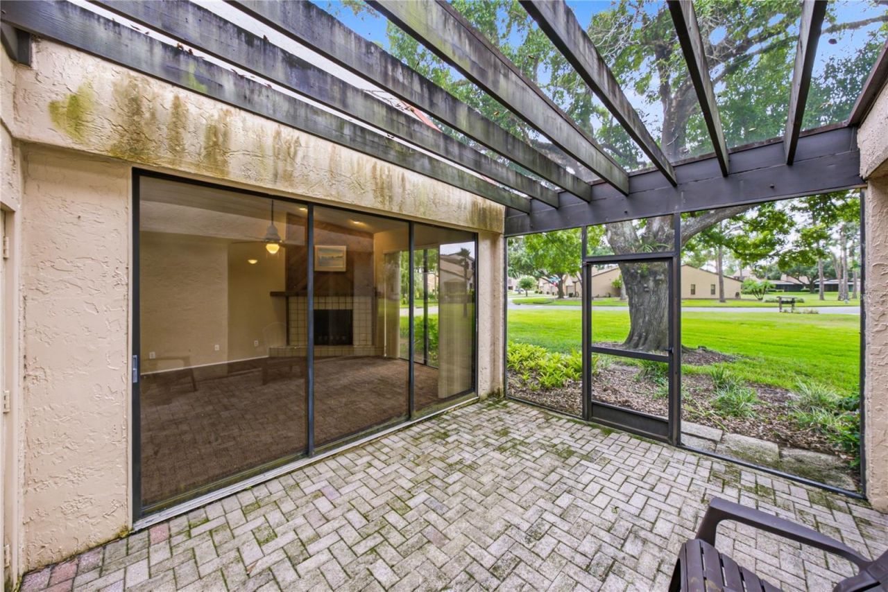 108 Capri Court N, Plant City, FL 33566 Photo
