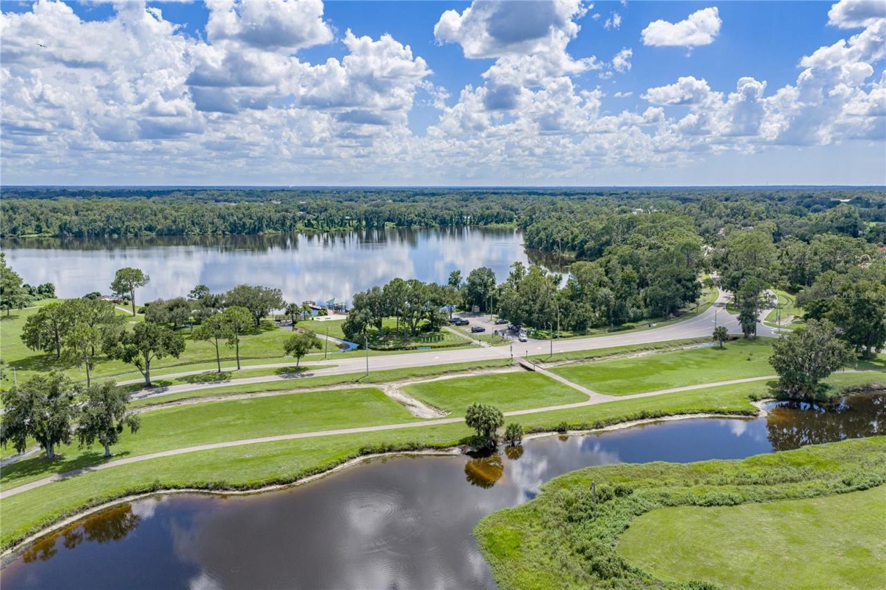 108 Capri Court N, Plant City, FL 33566 Photo