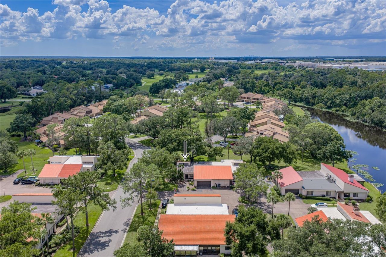 108 Capri Court N, Plant City, FL 33566 Photo