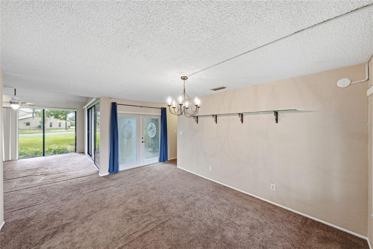 108 Capri Court N, Plant City, FL 33566 Photo