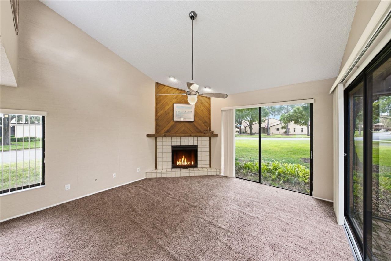 108 Capri Court N, Plant City, FL 33566 Photo