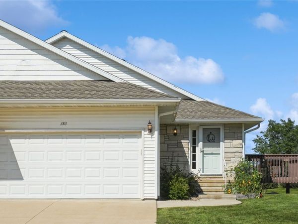 3313 Stoneview Circle SW, Cedar Rapids, IA 52404