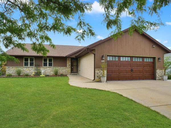 1109 Spruce STREET, West Bend, WI 53090