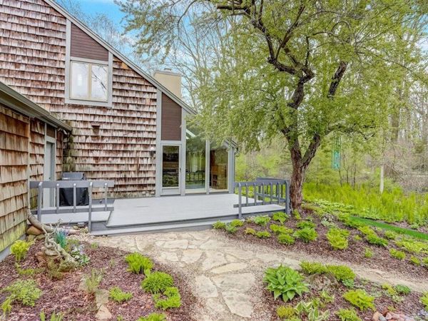95 Woodfield COURT, Wind Point, WI 53402