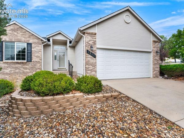 5210 Whip Trail, Colorado Springs, CO 80917