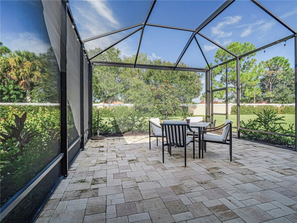5527 57th Way, Vero Beach, FL 32967 Photo