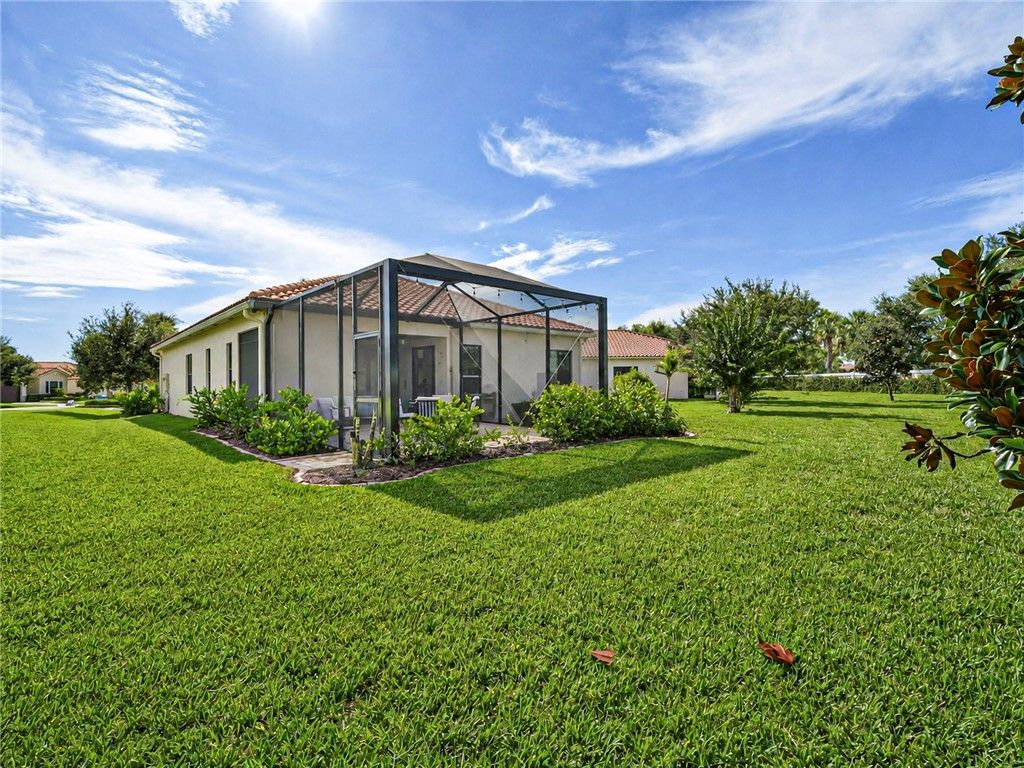 5527 57th Way, Vero Beach, FL 32967 Photo