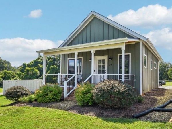 24 Cottage Court, Granite Falls, NC 28630