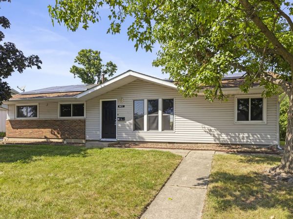 52 Beacon Avenue , Romeoville, IL 60446
