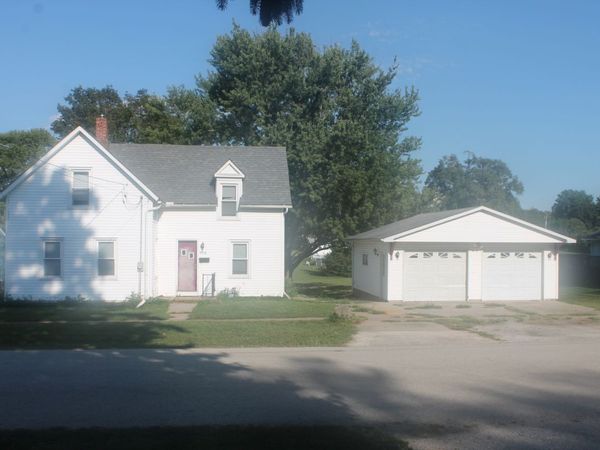 306 N Holmes Street , Cambridge, IL 61238