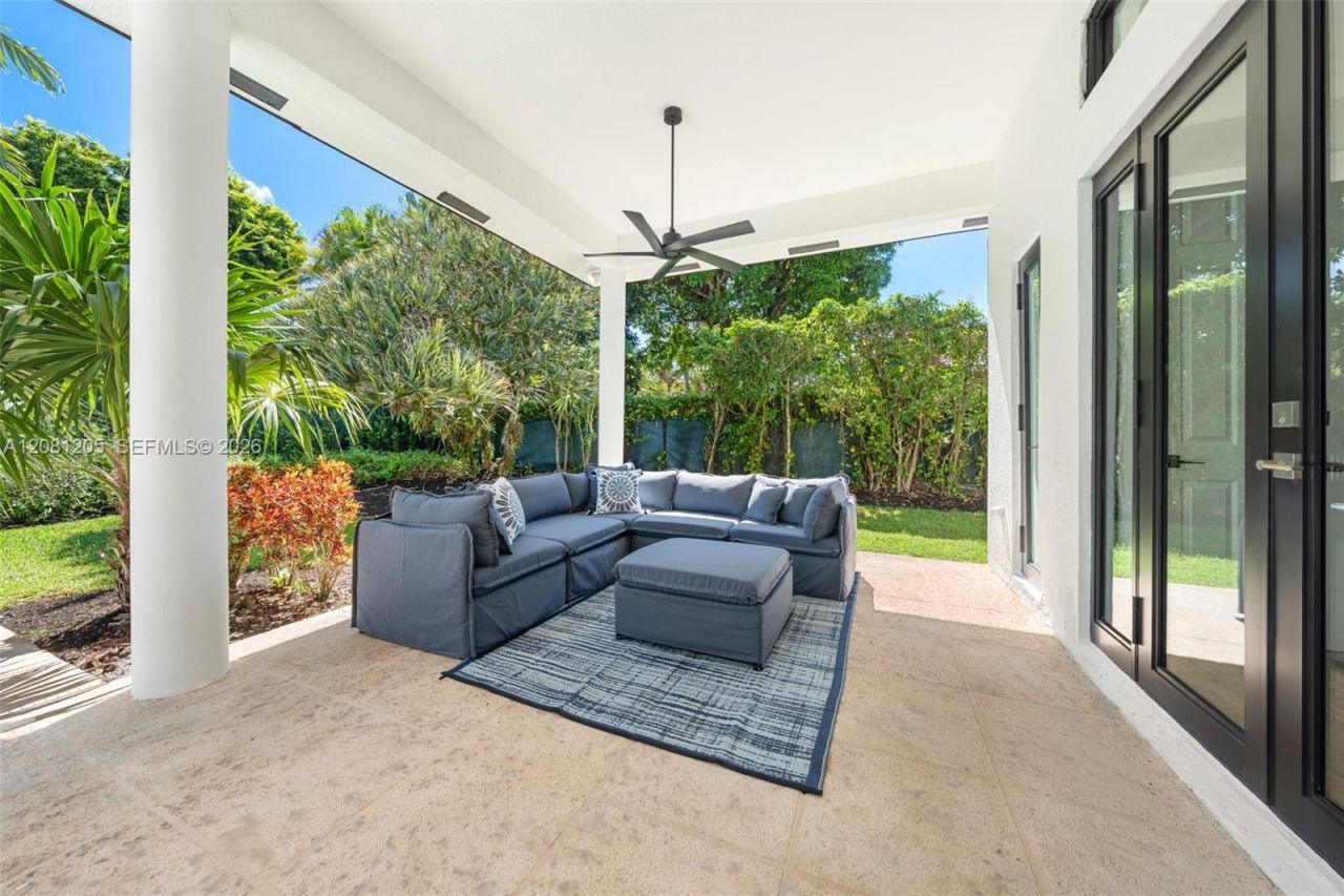 7250 SW 99th St , Pinecrest, FL 33156 Photo