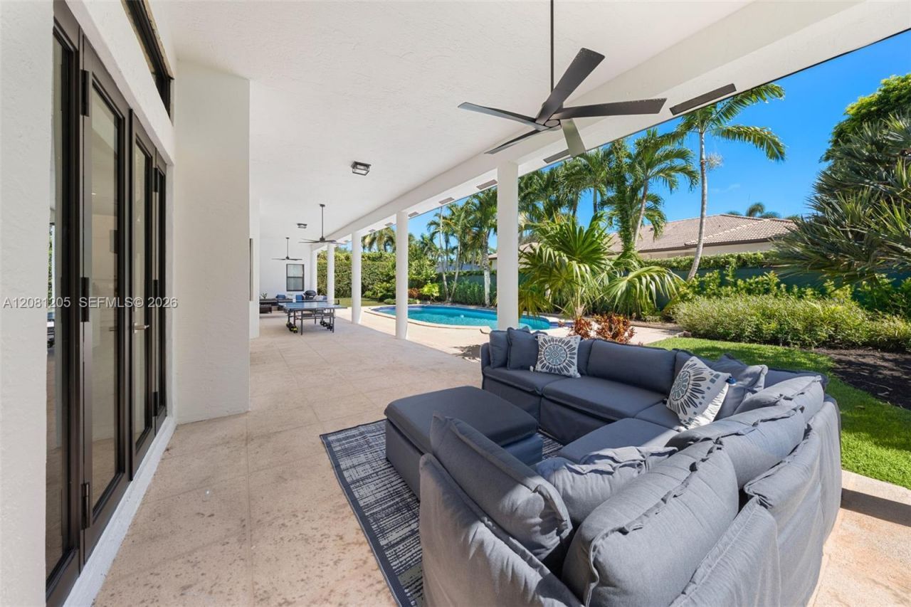 7250 SW 99th St , Pinecrest, FL 33156 Photo